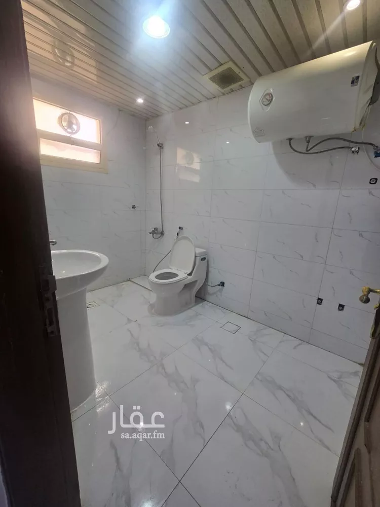 شقة للإيجار في شارع سليمان بن الأشعث, حي غرناطة, مدينة الرياض, منطقة الرياض