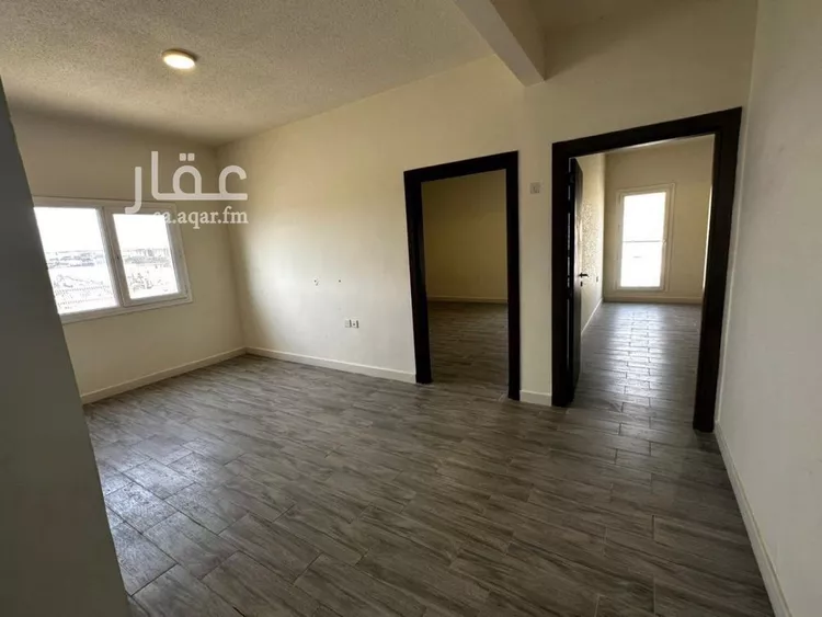 فيلا للإيجار في شارع عبدالله بن محمد التلمساني, حي مطار الملك خالد الدولي, مدينة الرياض, منطقة الرياض صورة 3