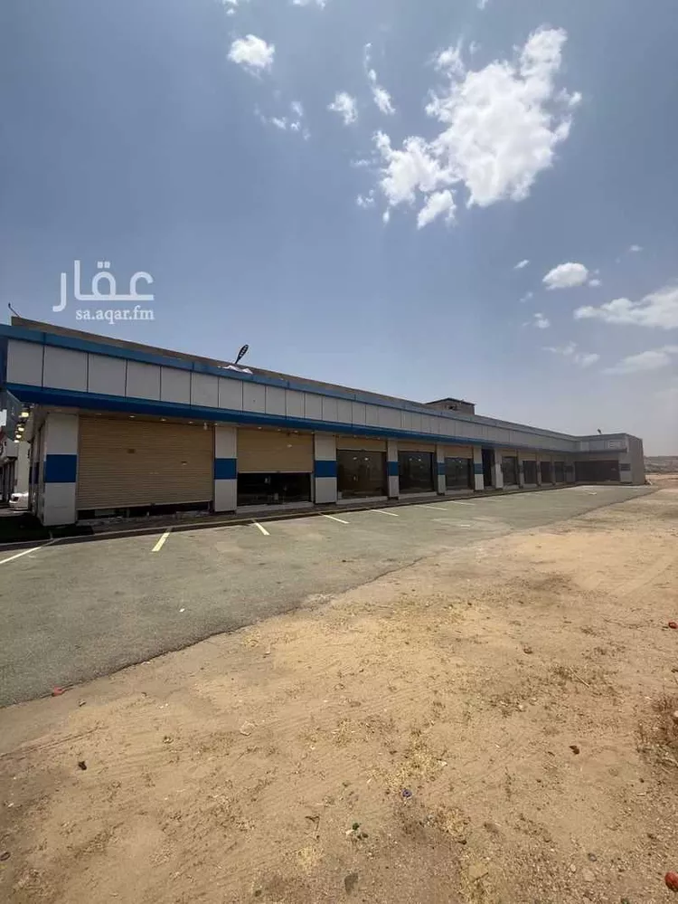 Shop for Rent in Al Bahah Shahbah صورة 3