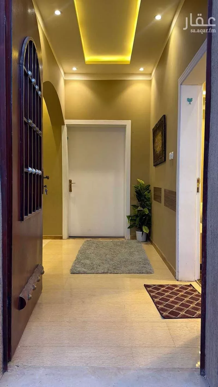 عمارة للبيع في شارع 7332247, حي المصيف, مدينة حائل, منطقة حائل صورة 2