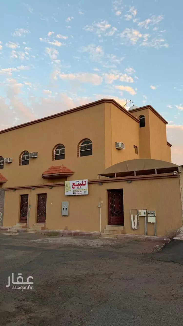 عمارة للبيع في شارع 7332247, حي المصيف, مدينة حائل, منطقة حائل صورة 3