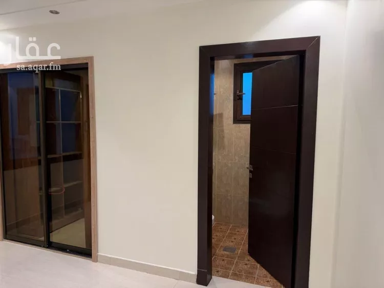 شقة للإيجار في شارع المحرق, حي إشبيلية, مدينة الرياض, منطقة الرياض صورة 3