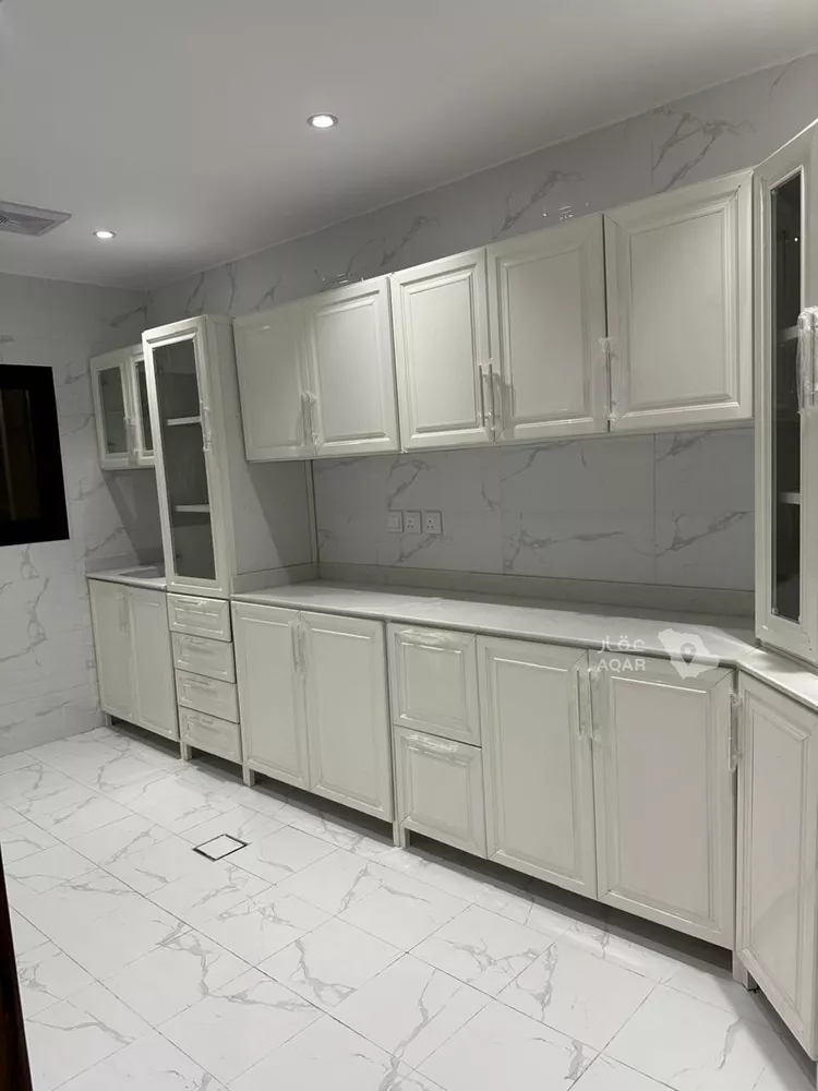 شقة للإيجار في شارع الزعفران, حي المعيزيلة, مدينة الرياض, منطقة الرياض 11