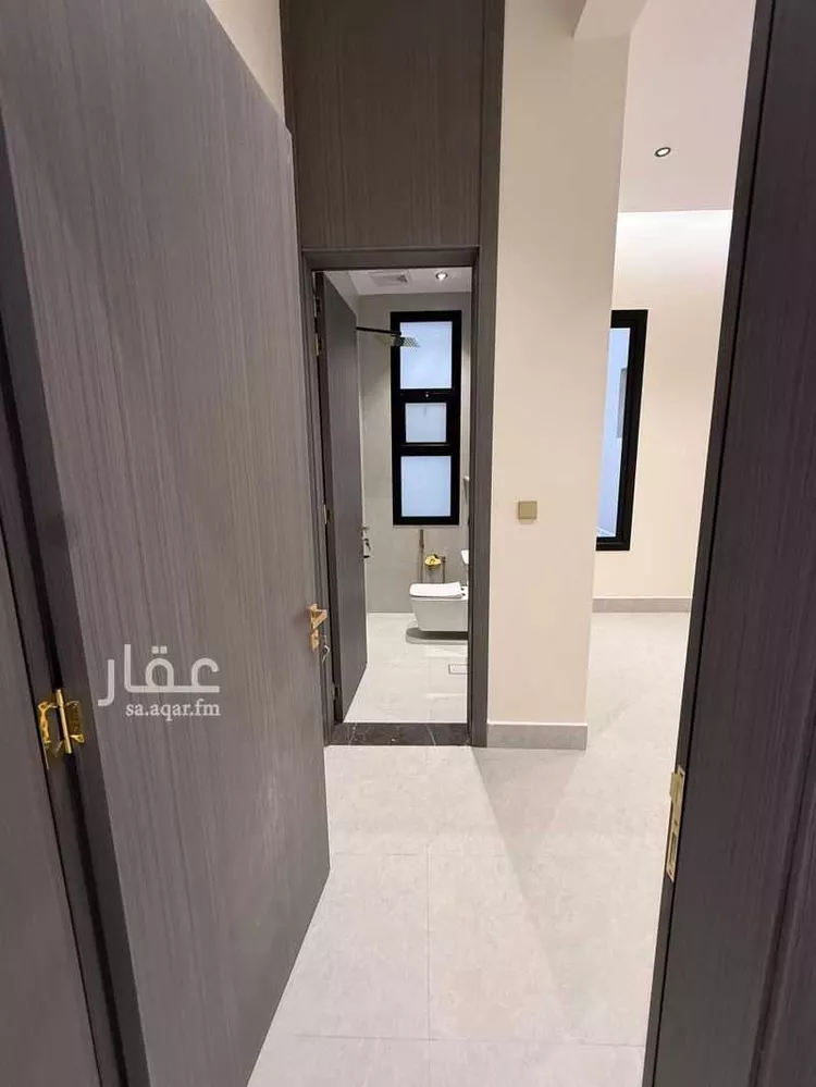 دور للبيع في شارع عبداللطيف البصري, حي البيان, مدينة الرياض, منطقة الرياض 9