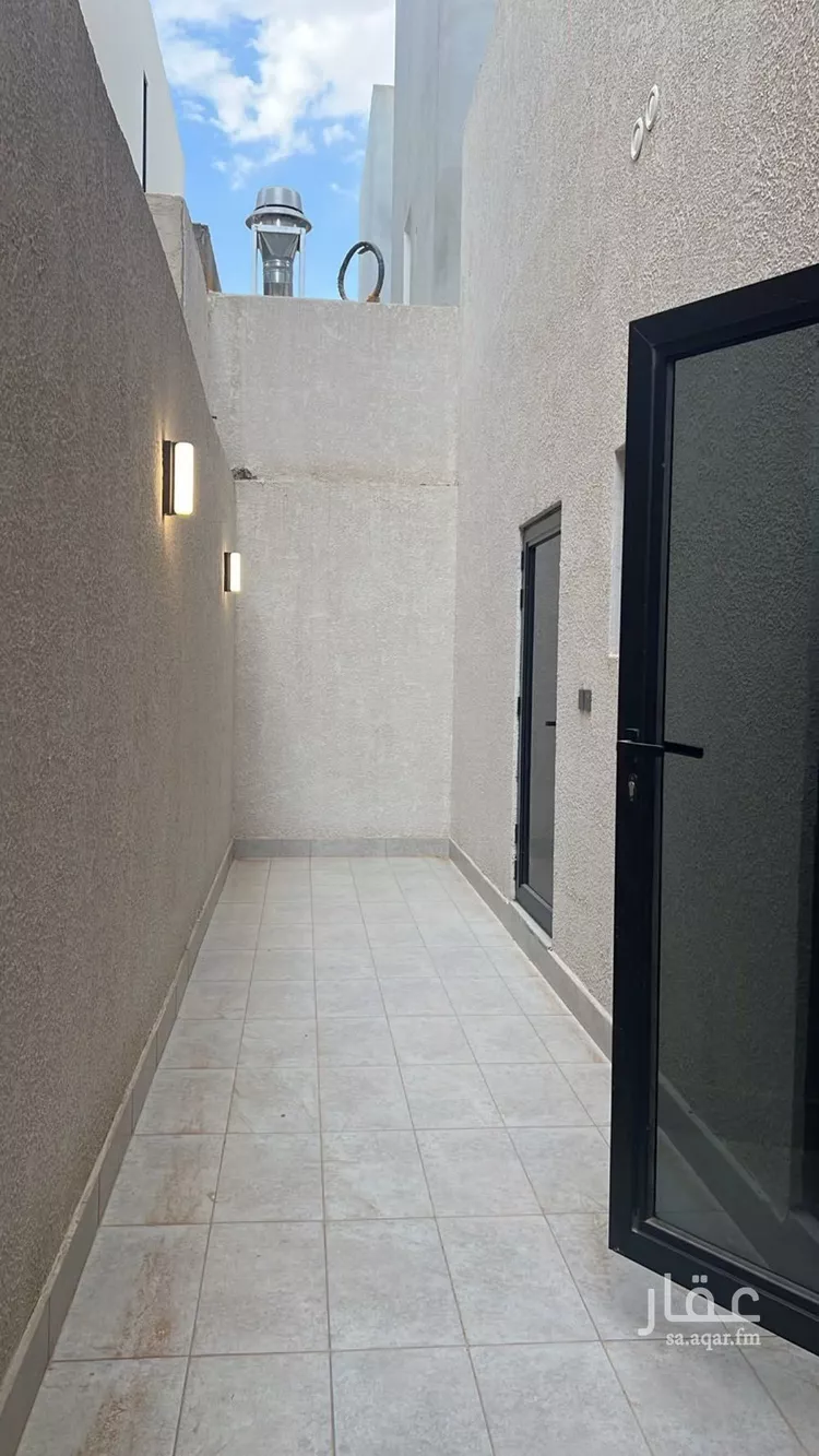 دور للبيع في شارع رقم 452, حي المونسية, مدينة الرياض, منطقة الرياض 11