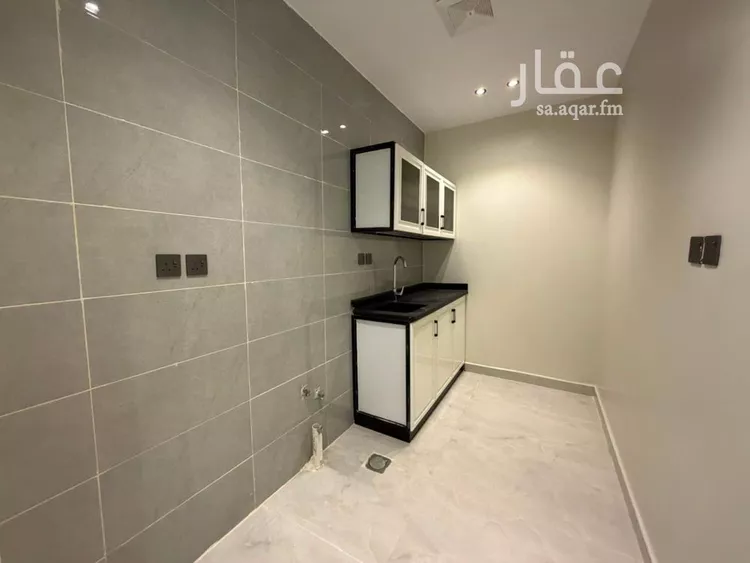 شقة للإيجار في شارع عبدالله بن سلمه, حي العليا, مدينة الرياض, منطقة الرياض 8