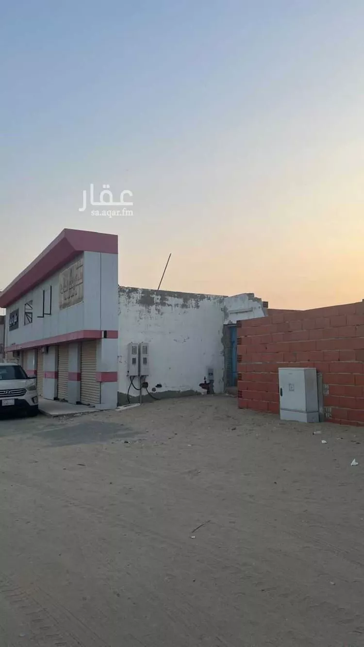 مجمع للبيع في شارع ابن الشطوي, حي الطلعة1, مدينة خليص, منطقة مكة المكرمة صورة 2