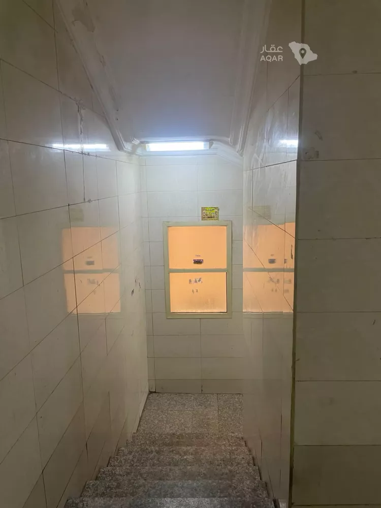عمارة للبيع في شارع الطاهر الصديقي, حي الأثير, مدينة الدمام, المنطقة الشرقية 8