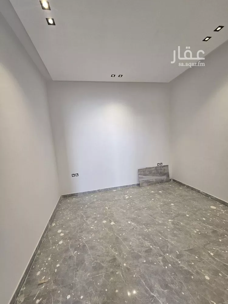 Villa for Sale in Riyadh King Faisal 7