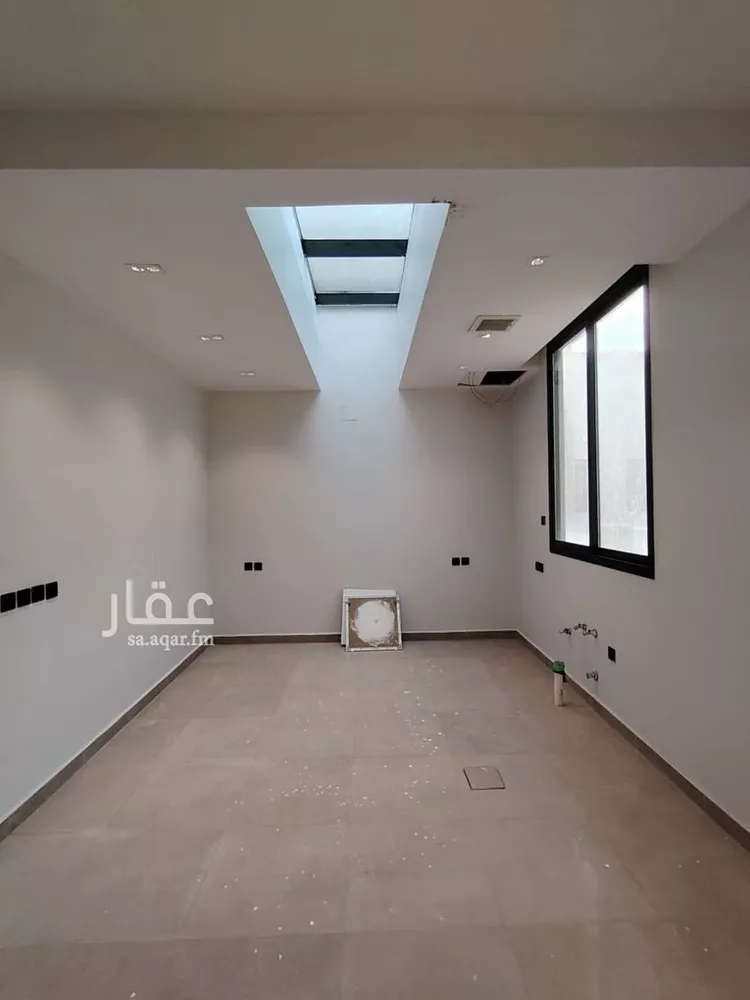 دور للبيع في شارع رقم 245, حي المونسية, مدينة الرياض, منطقة الرياض 8