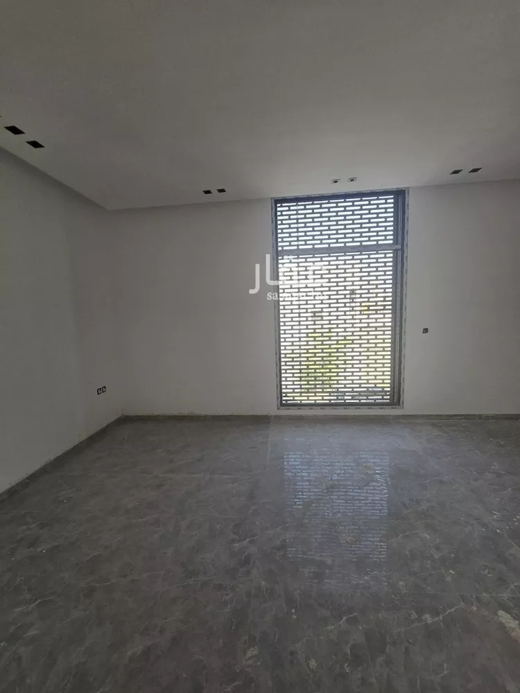 Villa for Sale in Riyadh King Faisal 18