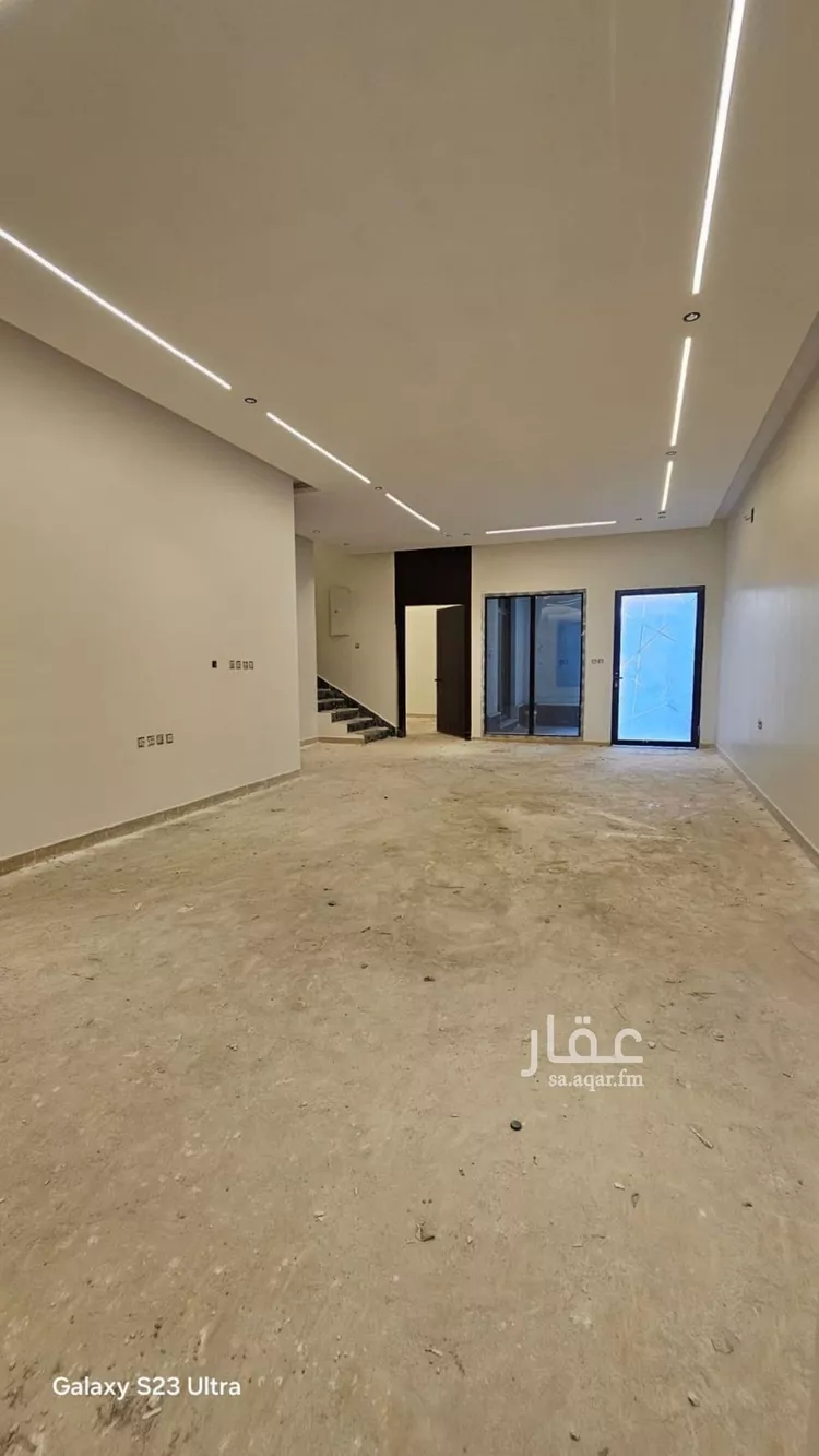 فيلا للبيع في شارع عبدالقاهر التميمي, حي الخليج, مدينة الرياض, منطقة الرياض صورة 3