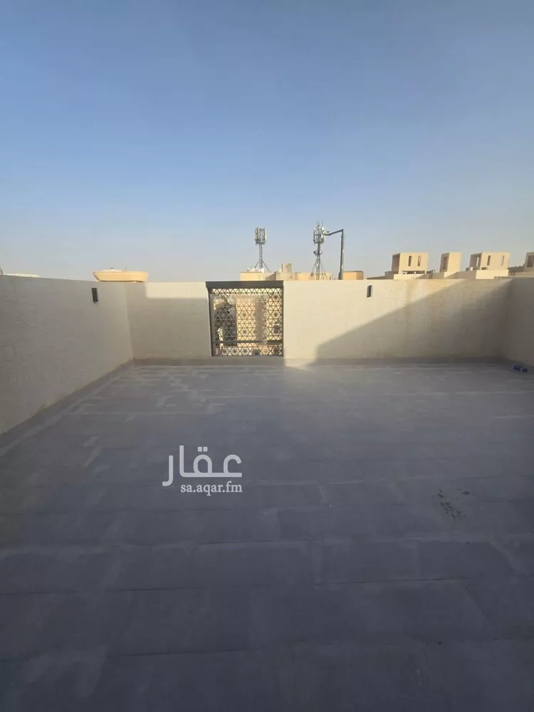 فيلا للبيع في شارع أيوب بن مكرز, حي الملك فيصل, مدينة الرياض, منطقة الرياض صورة 3