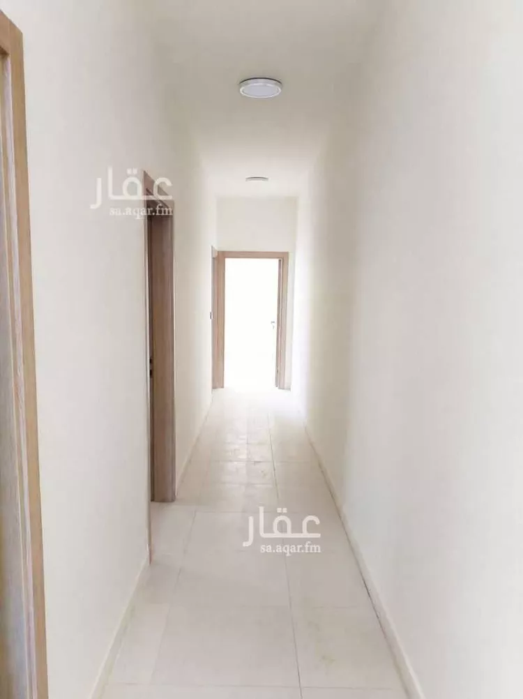 فيلا للبيع في شارع الأساسي , حي مطار الملك خالد الدولي, مدينة الرياض, منطقة الرياض صورة 2
