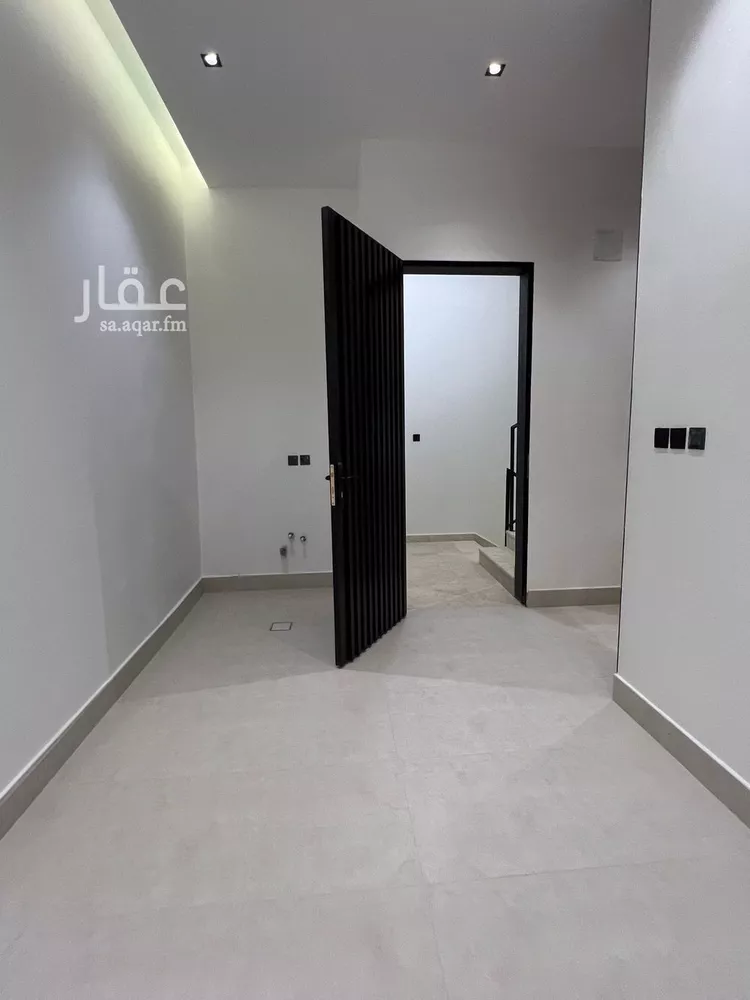 فيلا للبيع في شارع علي المذحجي, حي النرجس, مدينة الرياض, منطقة الرياض صورة 4