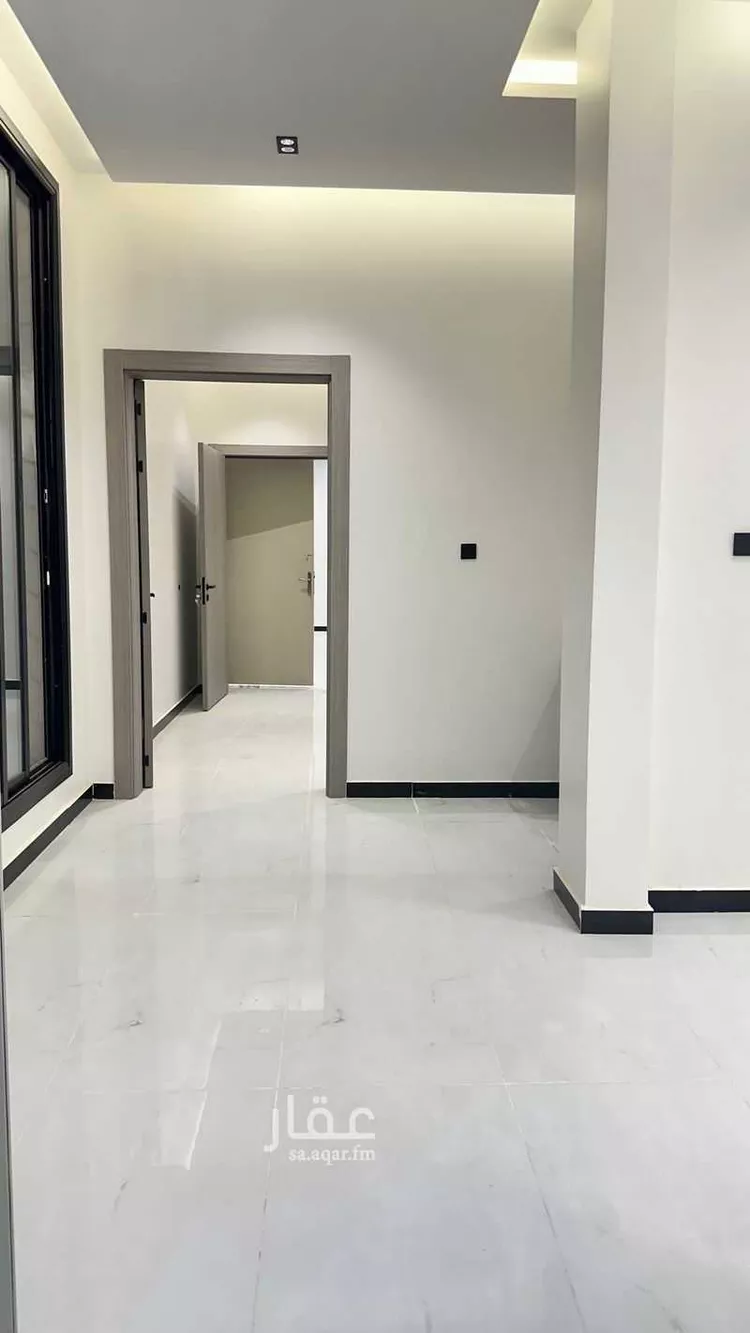 دور للبيع في شارع الكواكب, حي السعادة, مدينة الرياض, منطقة الرياض صورة 3