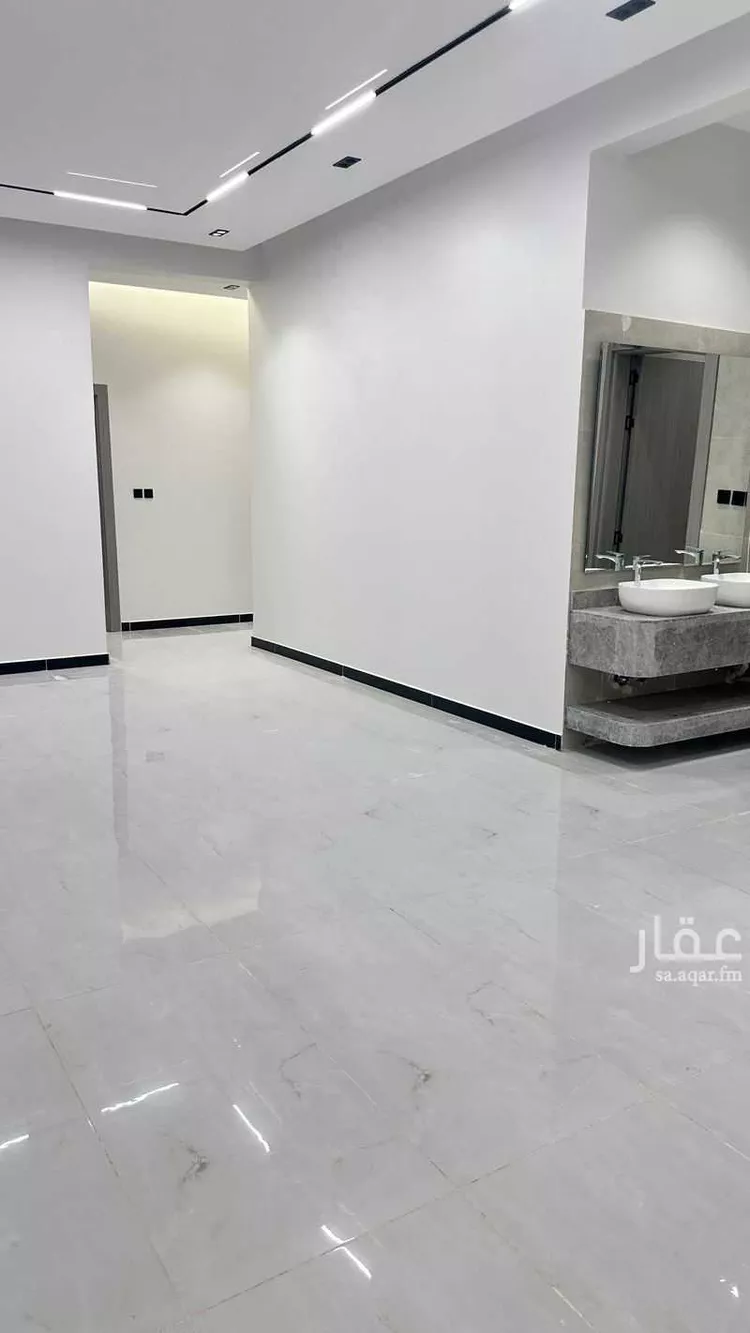 دور للبيع في شارع الكواكب, حي السعادة, مدينة الرياض, منطقة الرياض 9