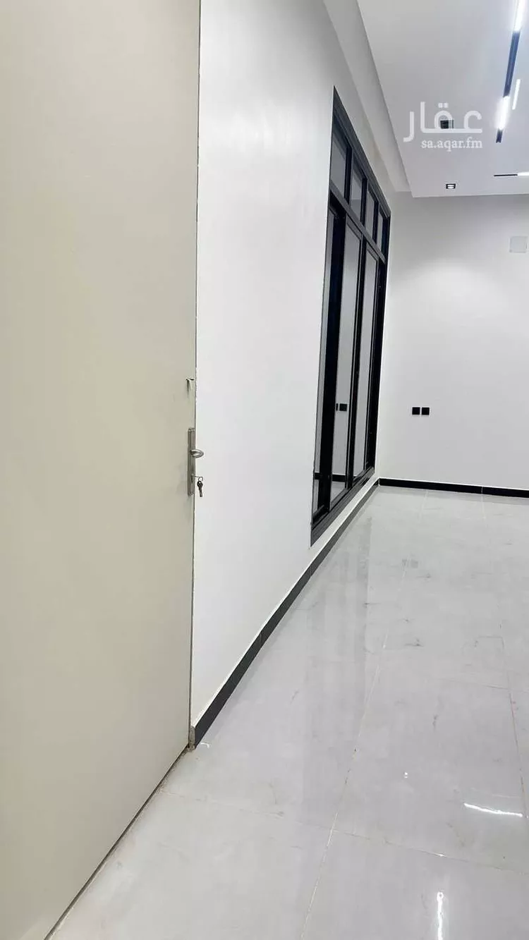 دور للبيع في شارع الكواكب, حي السعادة, مدينة الرياض, منطقة الرياض 15