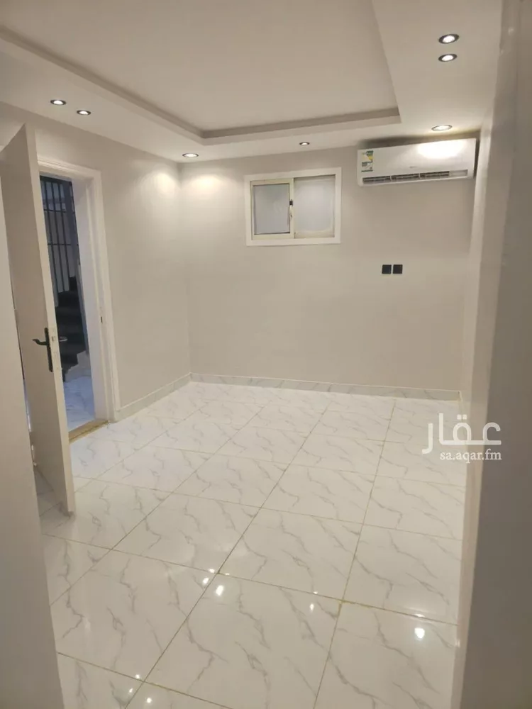 شقة للإيجار في شارع الشيخ حسن بن حسين بن علي, حي الملك فيصل, مدينة الرياض, منطقة الرياض