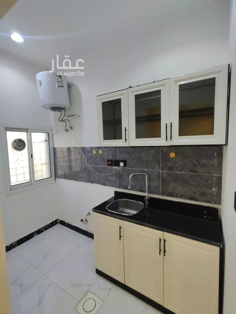 شقة للإيجار في شارع رقم 306, حي الياسمين, مدينة الرياض, منطقة الرياض صورة 3