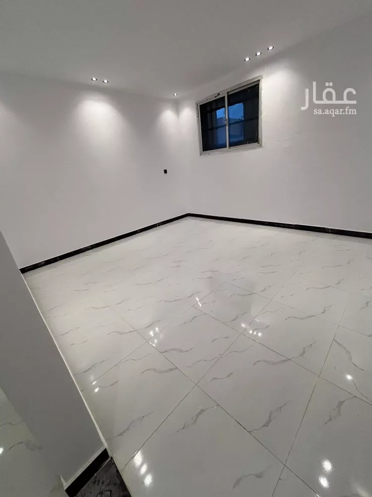 شقة للإيجار في شارع الشيخ حسن بن حسين بن علي, حي الملك فيصل, مدينة الرياض, منطقة الرياض