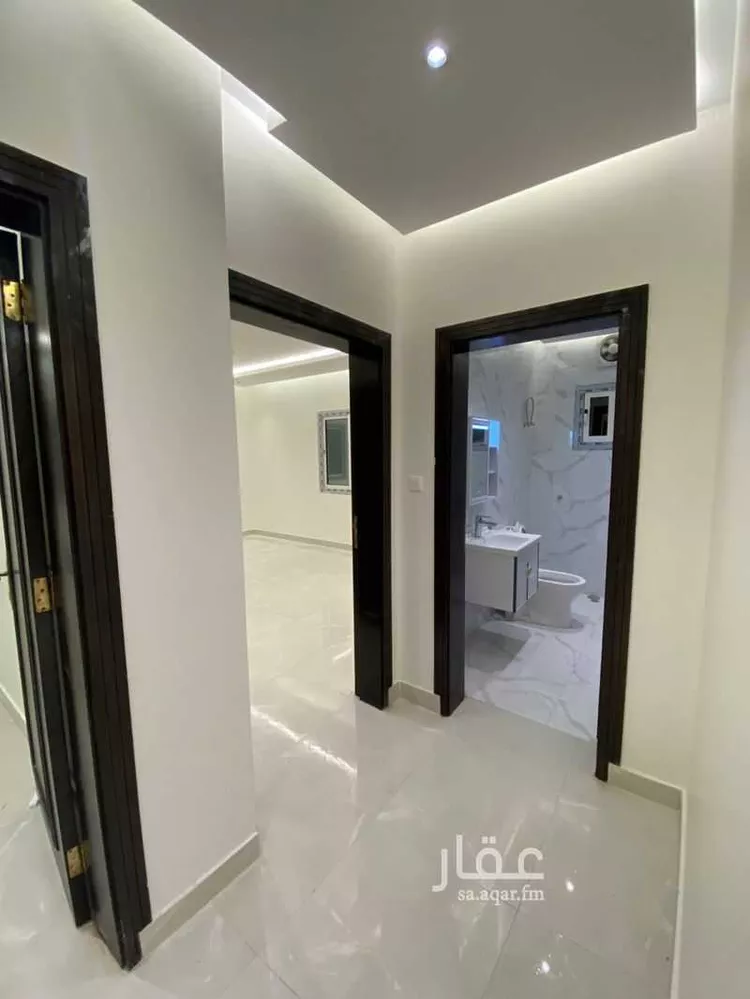 شقة للإيجار في شارع الحكم بن نافع ، حي الياقوت ، جدة ، جدة صورة 3