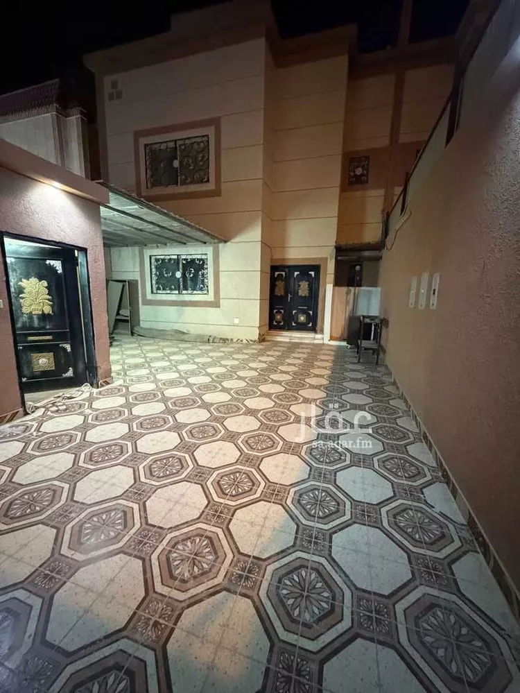 Floor for Sale in Riyadh Ad Dar Al Baida 8
