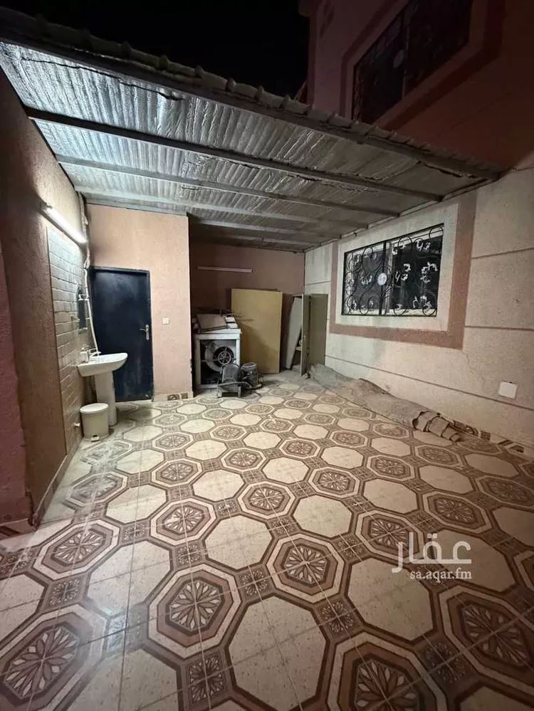دور للبيع في شارع الاوراق ، حي الدار البيضاء ، الرياض ، منطقة الرياض صورة 2