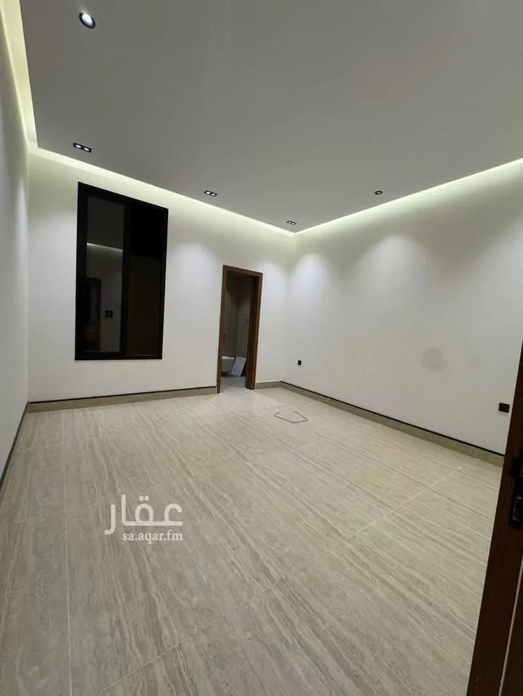 Floor for Sale in Riyadh Tuwaiq 14