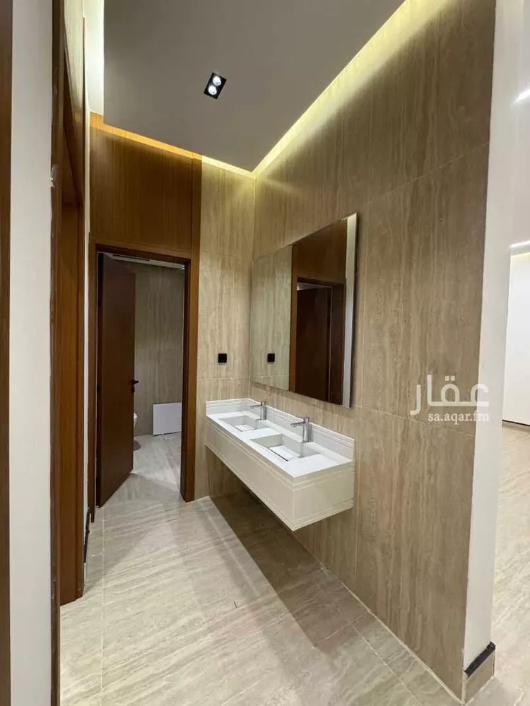 Floor for Sale in Riyadh Tuwaiq 9