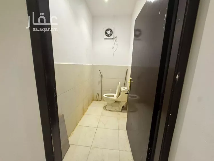 شقة للإيجار في شارع محمد رشيد رضا, حي الدار البيضاء, مدينة الرياض, منطقة الرياض 7