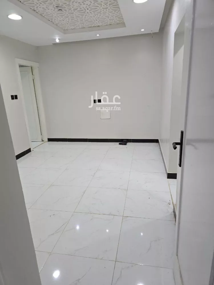 شقة للإيجار في شارع الشيخ حسن بن حسين بن علي, حي قرطبة, مدينة الرياض, منطقة الرياض صورة 2