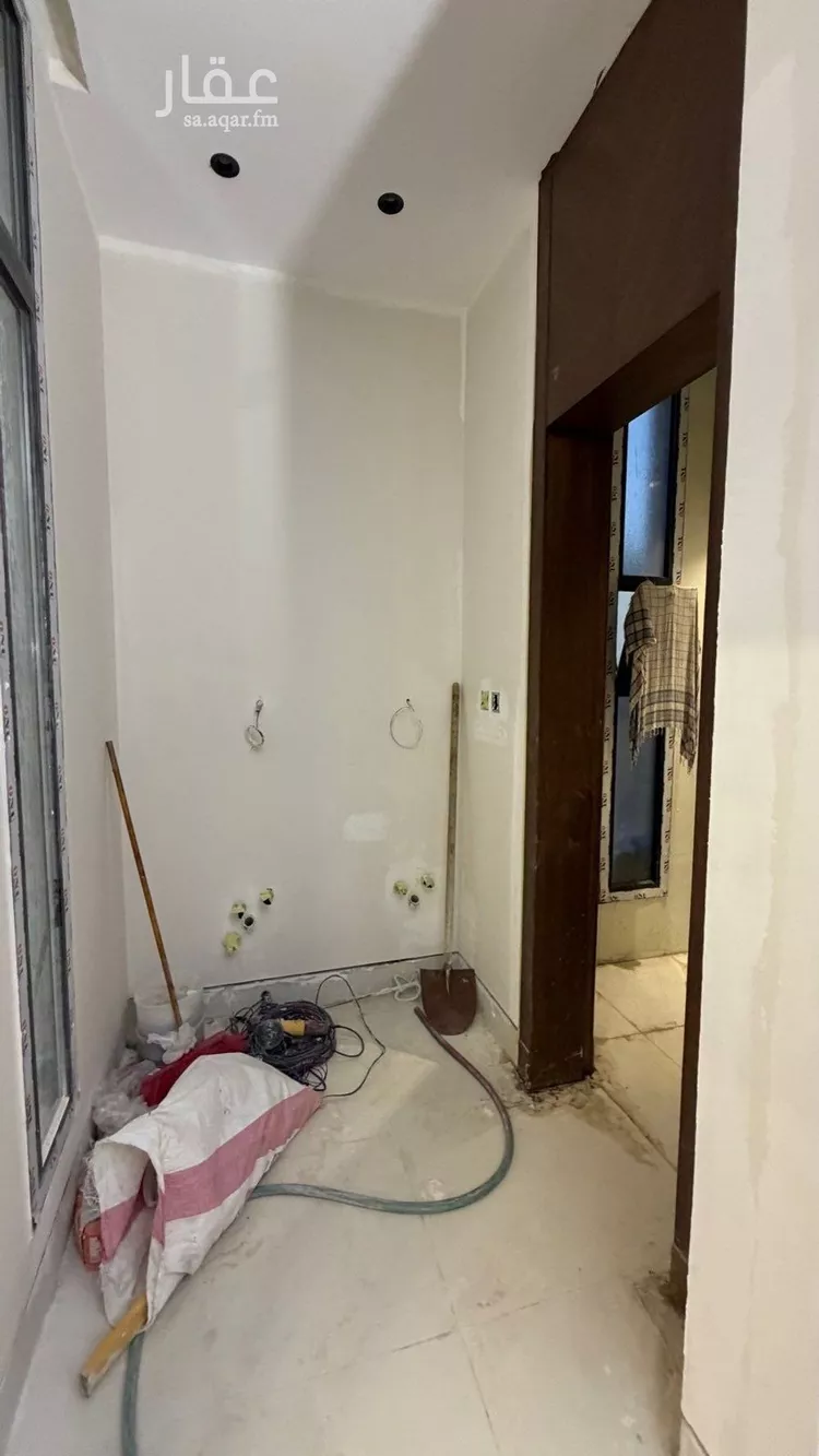فيلا للبيع في شارع عبدالجبار بن الورد, حي المهدية, مدينة الرياض, منطقة الرياض 20