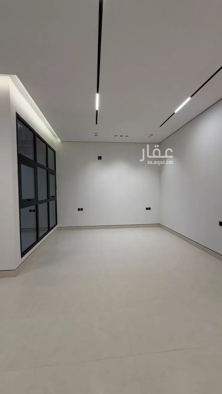 Floor for Sale in Riyadh Al Janadriyah 8