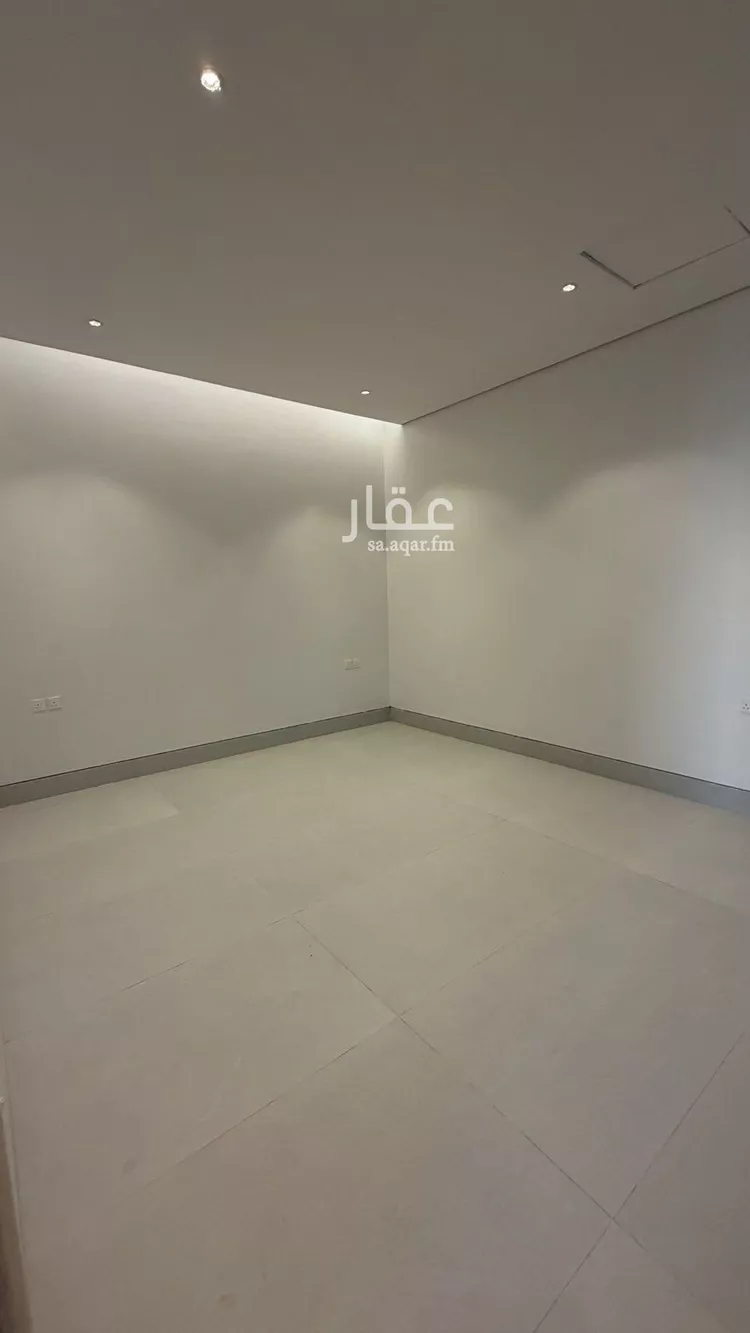 فيلا للبيع في شارع عبدالجبار بن الورد, حي المهدية, مدينة الرياض, منطقة الرياض 10
