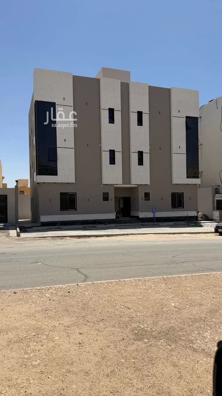 عمارة للبيع في شارع جبل العين, حي ظهرة لبن, مدينة الرياض, منطقة الرياض