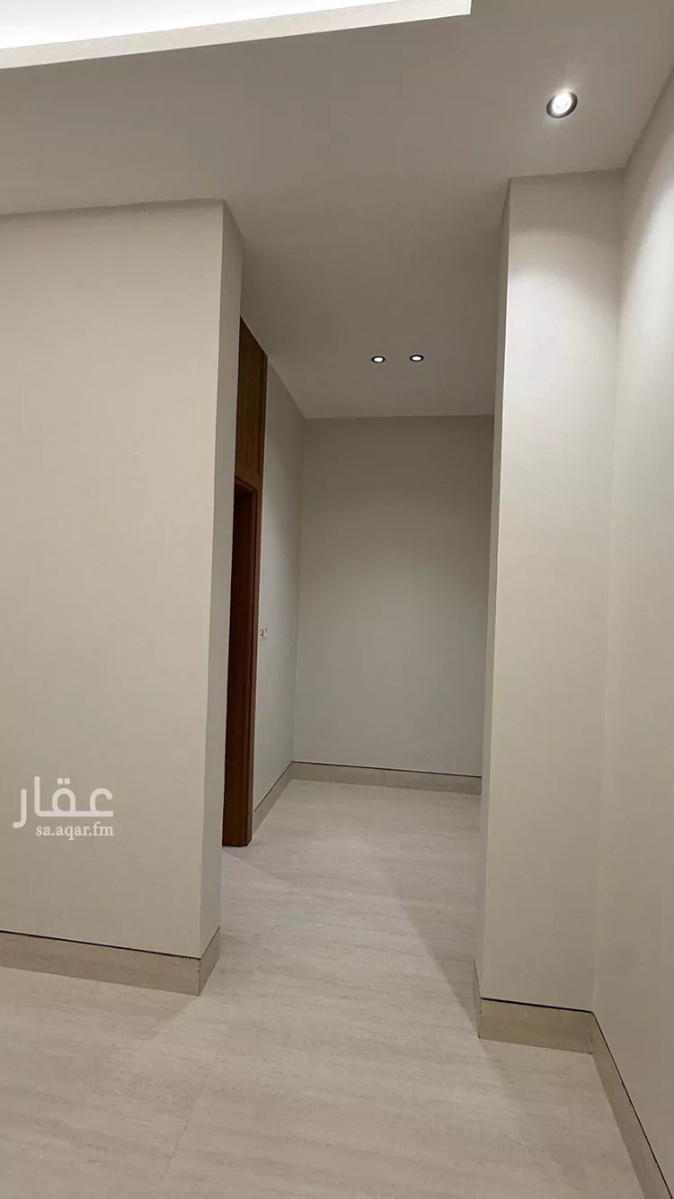 فيلا للبيع في شارع عبدالجبار بن الورد, حي المهدية, مدينة الرياض, منطقة الرياض 16