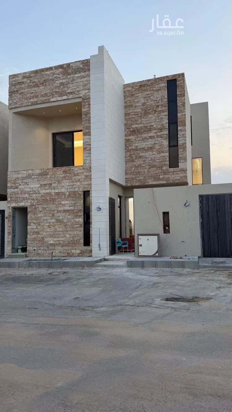 فيلا للبيع في شارع عبدالجبار بن الورد, حي المهدية, مدينة الرياض, منطقة الرياض صورة 2