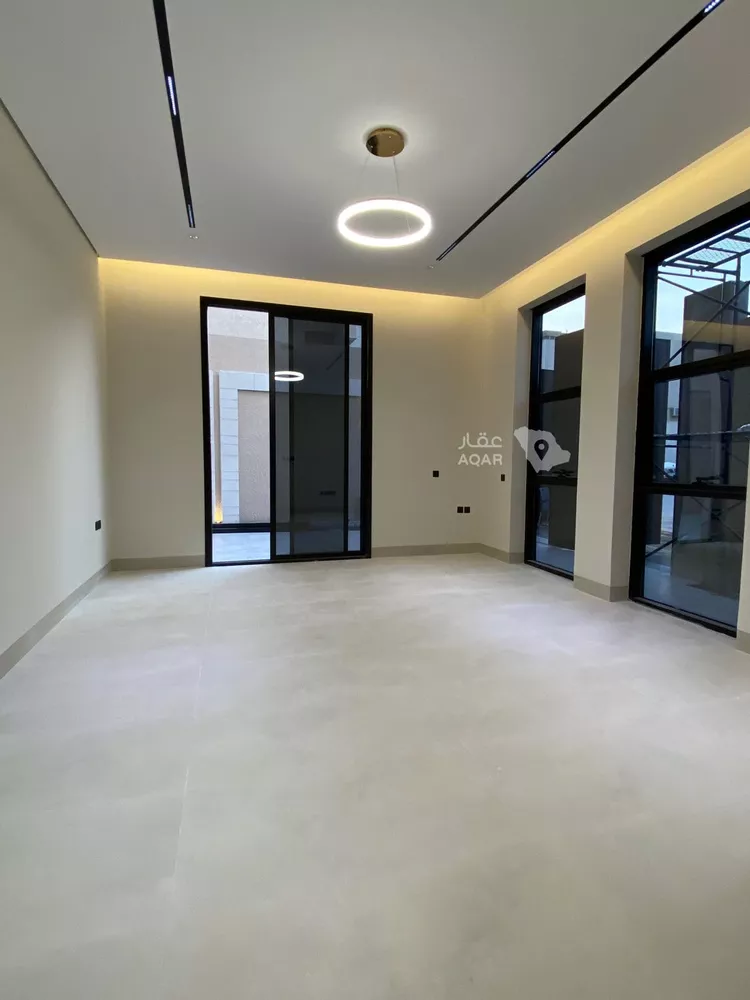 Villa for Sale in Riyadh Al Mahdiyah 9