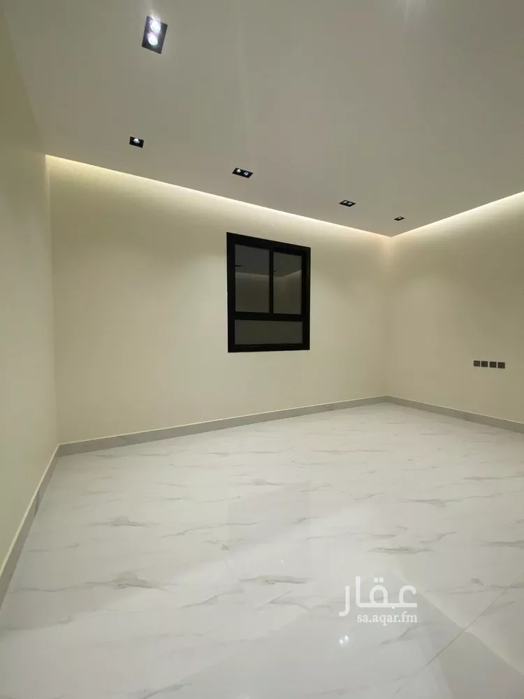فيلا للبيع في شارع فؤاد محمد عمر توفيق, حي المهدية, مدينة الرياض, منطقة الرياض 13