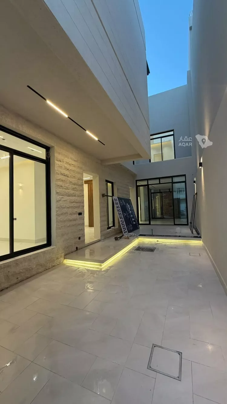 فيلا للبيع في شارع عبدالجبار بن الورد, حي المهدية, مدينة الرياض, منطقة الرياض صورة 2