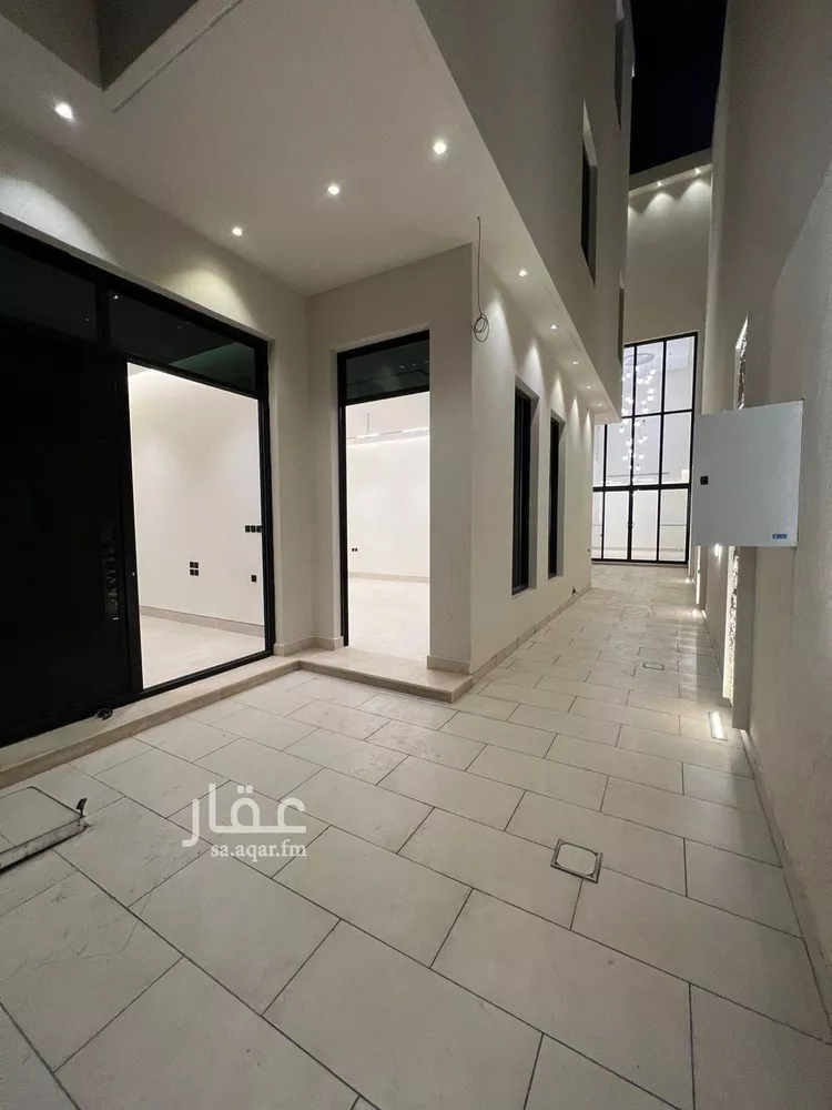 فيلا للبيع في شارع عبدالجبار بن الورد, حي المهدية, مدينة الرياض, منطقة الرياض صورة 3