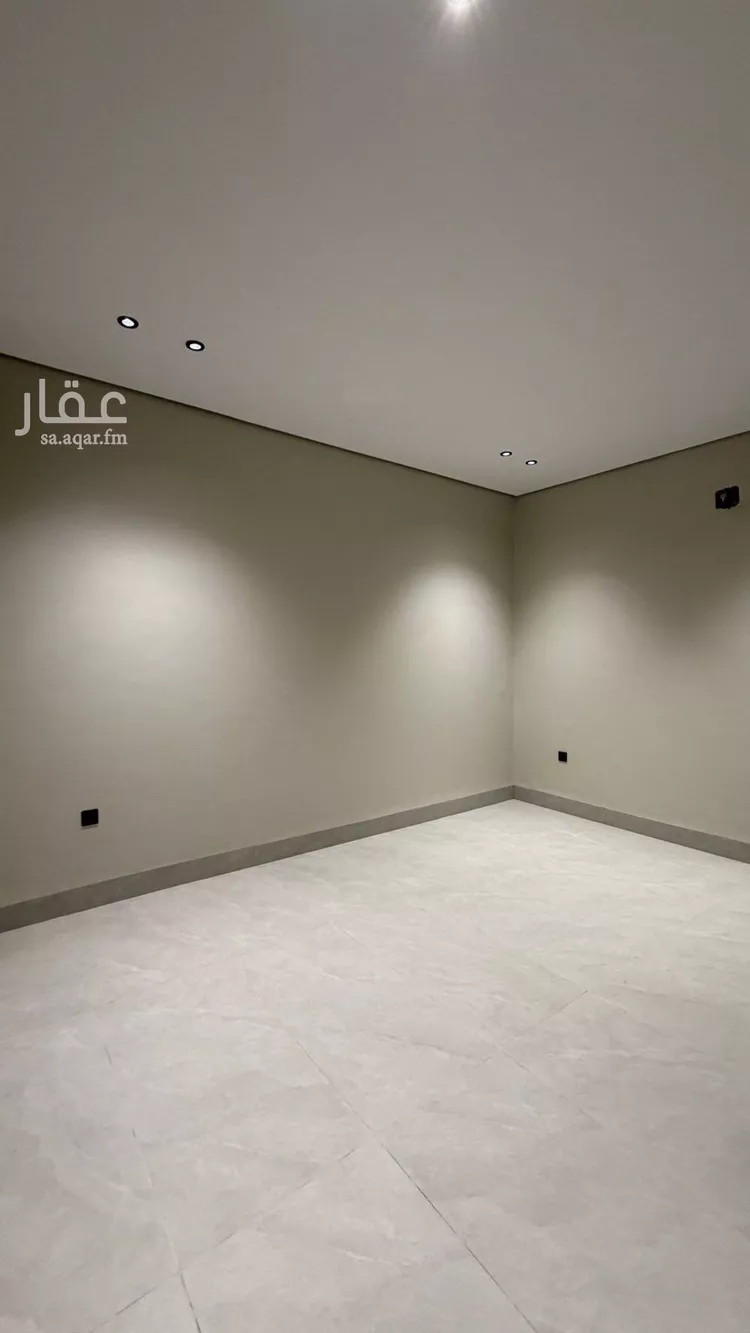 فيلا للبيع في شارع محمد بن زين العابدين, حي المهدية, مدينة الرياض, منطقة الرياض 19