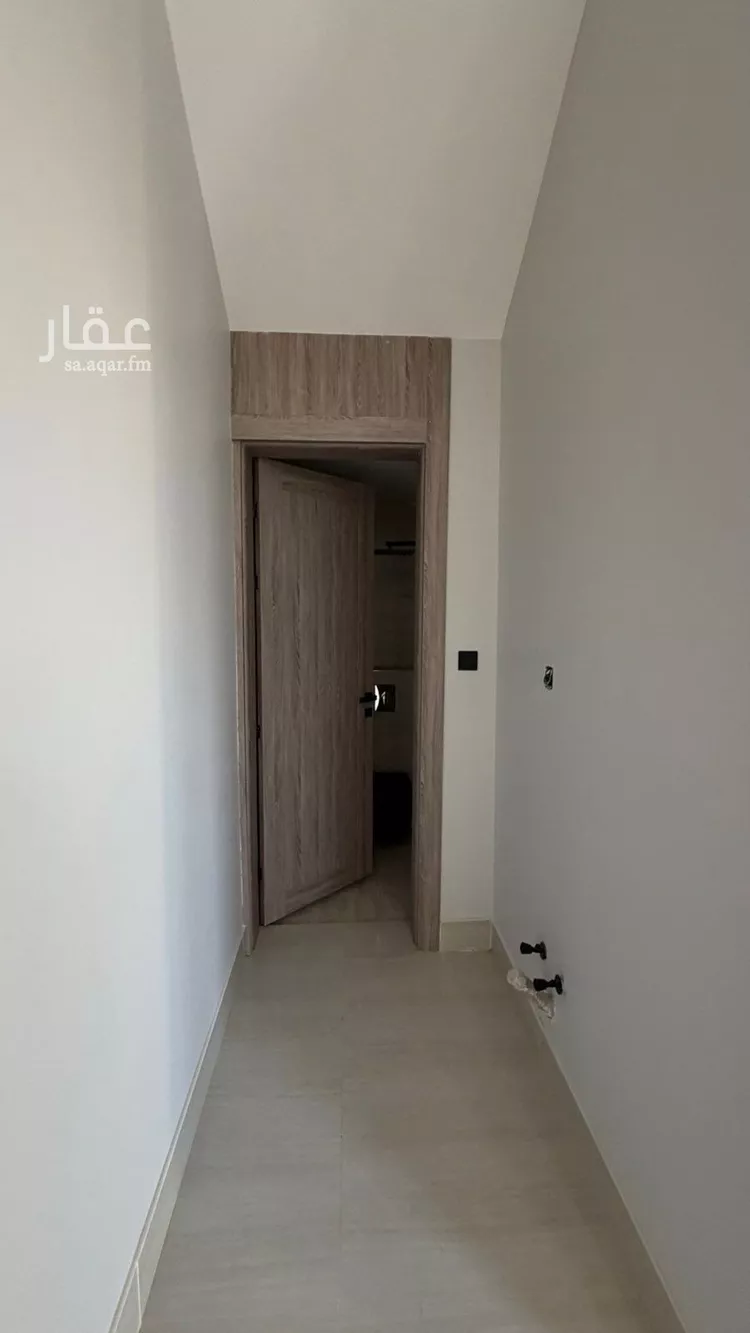 فيلا للبيع في شارع عبدالجبار بن الورد, حي المهدية, مدينة الرياض, منطقة الرياض صورة 5