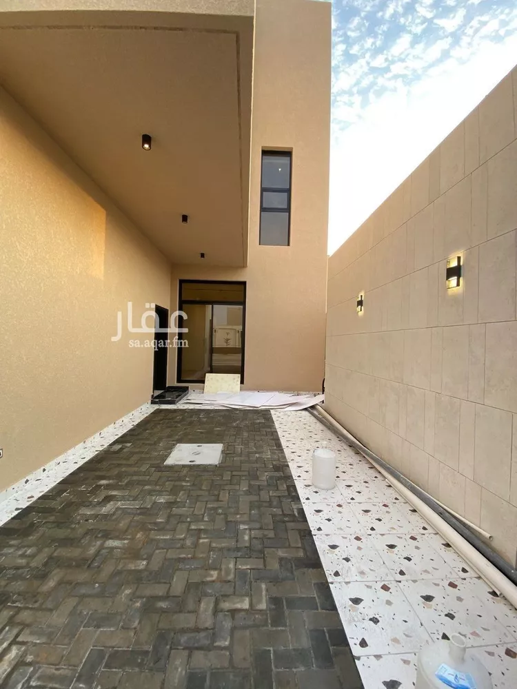فيلا للبيع في شارع فؤاد محمد عمر توفيق, حي المهدية, مدينة الرياض, منطقة الرياض صورة 5