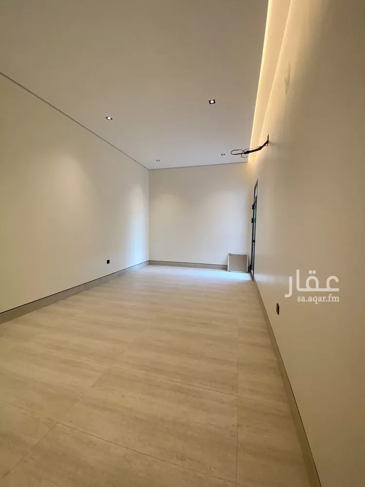 فيلا للبيع في شارع فؤاد محمد عمر توفيق, حي المهدية, مدينة الرياض, منطقة الرياض 17