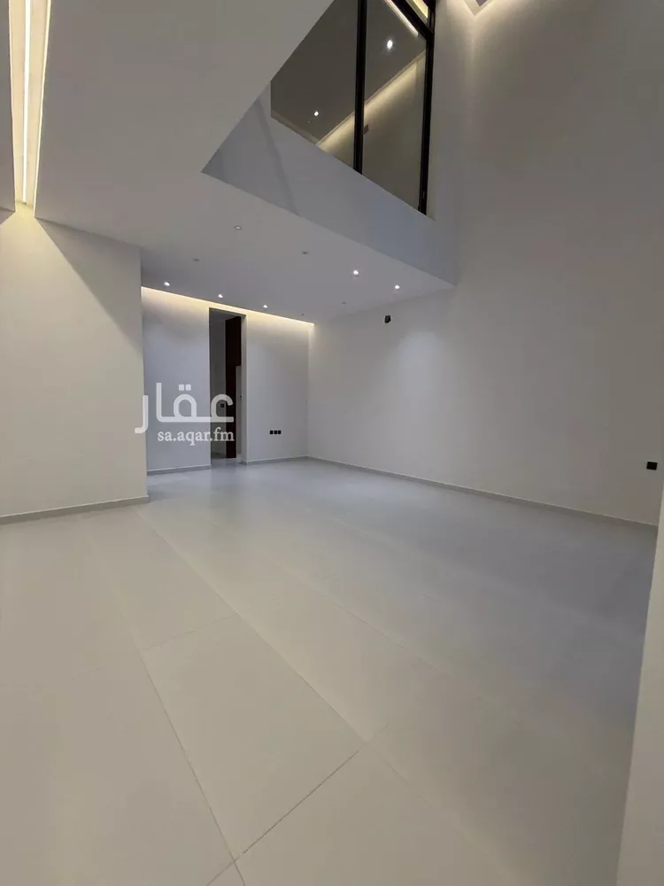 فيلا للبيع في شارع عبدالجبار بن الورد, حي المهدية, مدينة الرياض, منطقة الرياض 12
