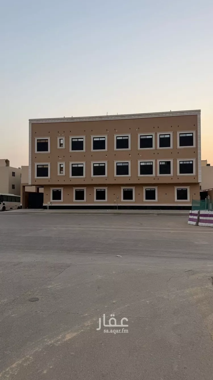 عمارة للبيع في شارع جبل الذبياني, حي ظهرة لبن, مدينة الرياض, منطقة الرياض صورة 3