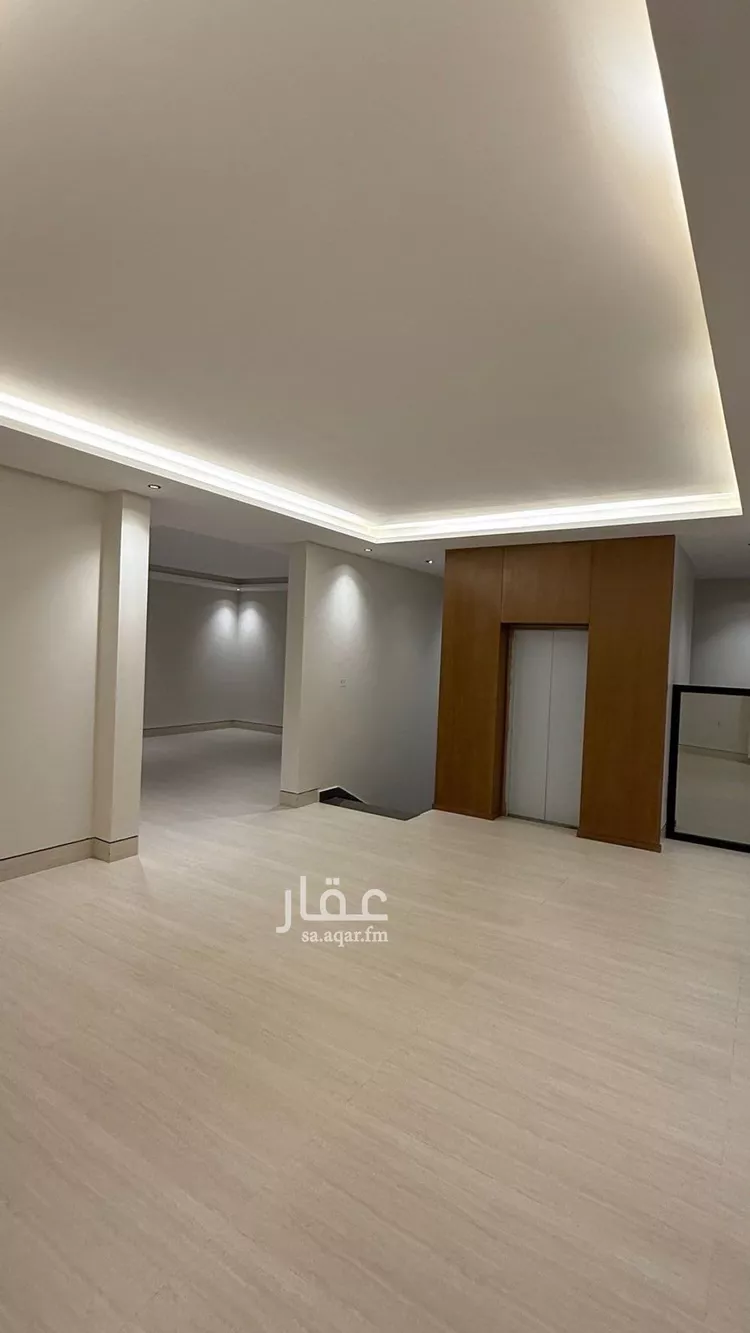 فيلا للبيع في شارع عبدالجبار بن الورد, حي المهدية, مدينة الرياض, منطقة الرياض 12