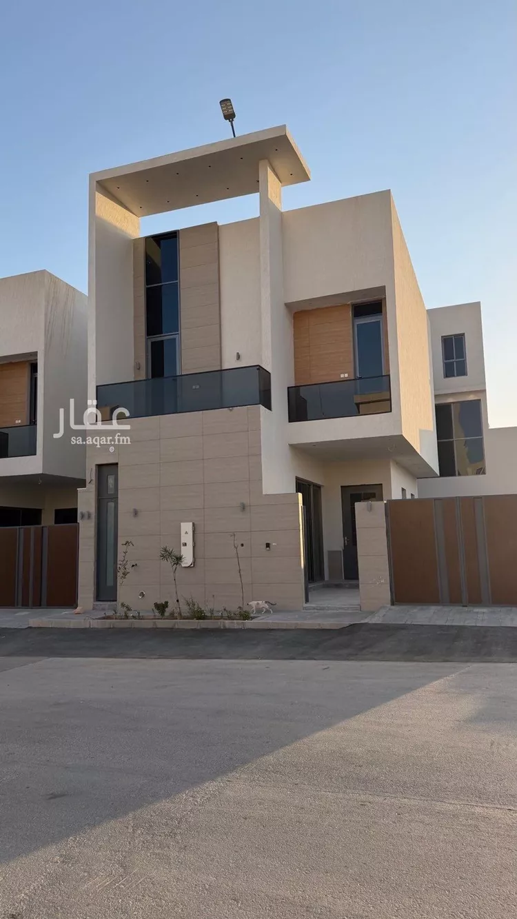 فيلا للبيع في شارع عبدالجبار بن الورد, حي المهدية, مدينة الرياض, منطقة الرياض صورة 3
